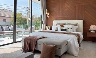 Casa en venta de 5 habitaciones en Bang Lamung, Chonburi