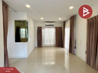 For sale 3 bedrooms townhouse in Mueang Samut Sakhon, Samut Sakhon
