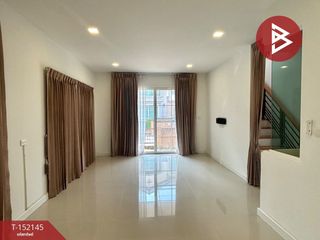 For sale 3 bedrooms townhouse in Mueang Samut Sakhon, Samut Sakhon