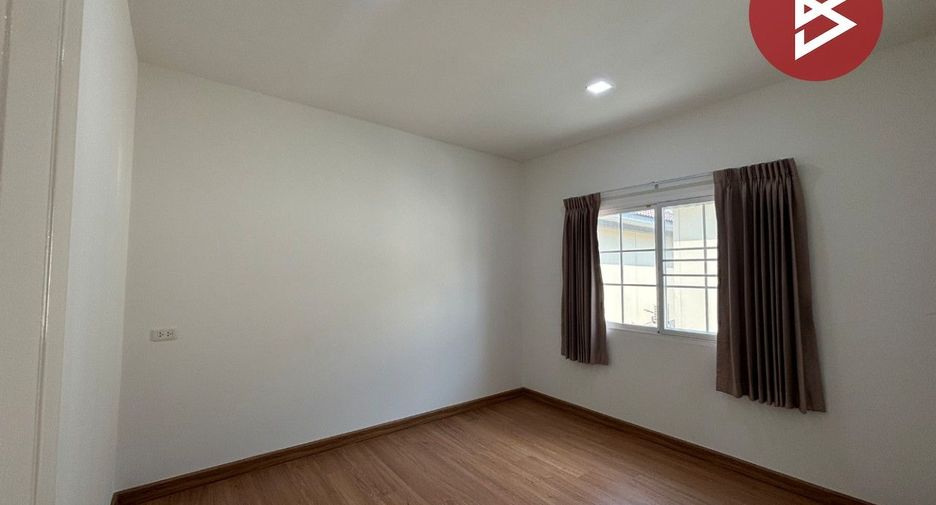 For sale 3 bedrooms townhouse in Mueang Samut Sakhon, Samut Sakhon