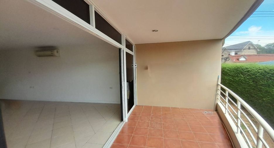 出售 1 卧室 公寓 在 Bang Lamung, Chon Buri