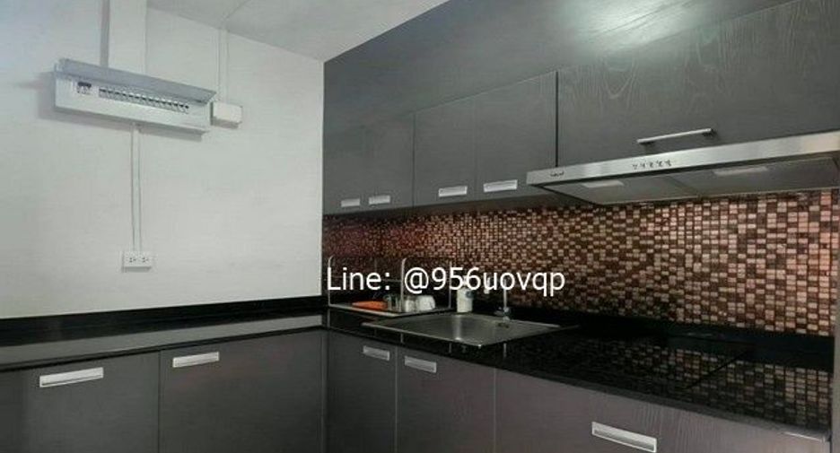 For sale 3 bedrooms townhouse in Prawet, Bangkok
