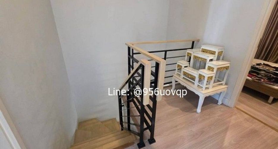 For sale 3 bedrooms townhouse in Prawet, Bangkok