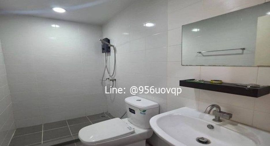 For sale 3 bedrooms townhouse in Prawet, Bangkok