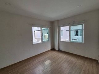 Casa en venta de 1 habitaciones en Phra Samut Chedi, Samut Prakan