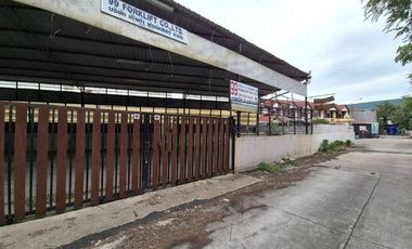 出售 1 卧室 联排别墅 在 Mueang Samut Prakan, Samut Prakan