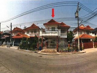 Продажа 1 кровать дом в Bang Phli, Самутпракан