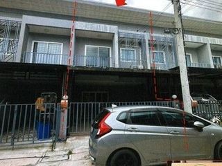 For sale 1 bed townhouse in Bang Phli, Samut Prakan