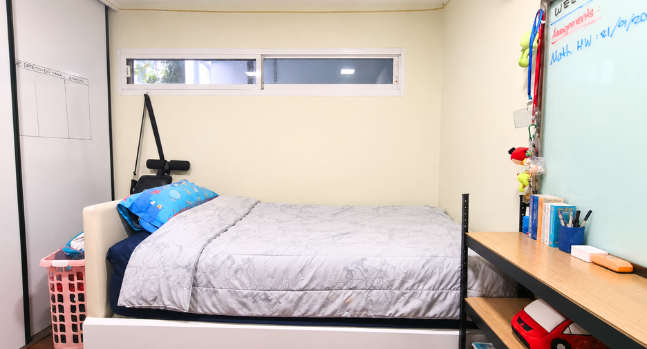À vendre 2 chambres condo à Phra Khanong, Bangkok