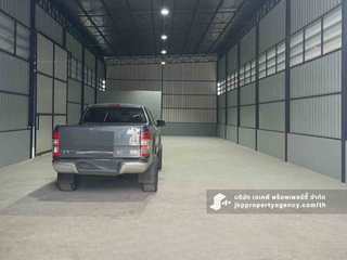 For rent warehouse in Saphan Sung, Bangkok