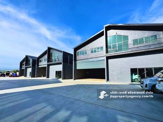 For rent warehouse in Saphan Sung, Bangkok