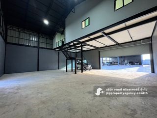 For rent warehouse in Saphan Sung, Bangkok