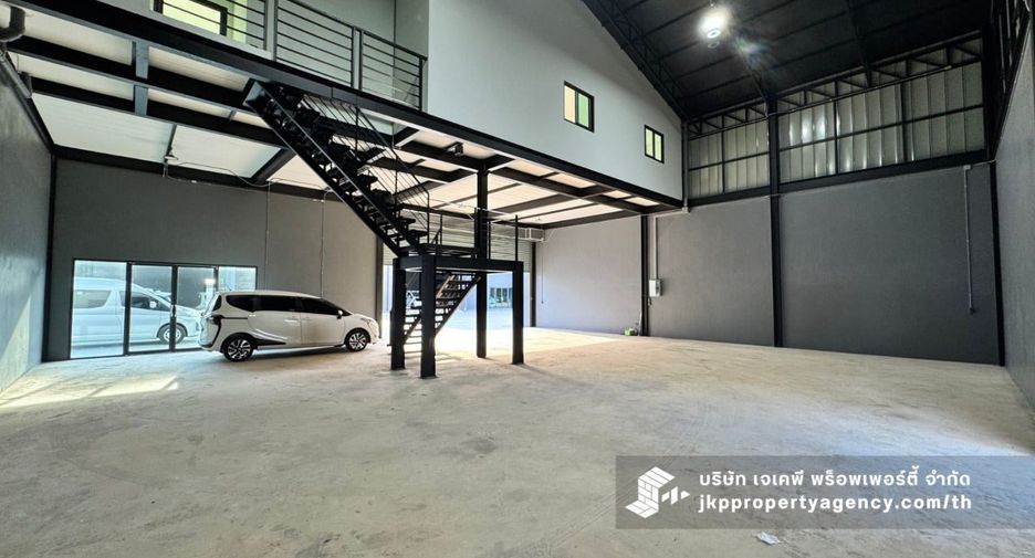 For rent warehouse in Saphan Sung, Bangkok