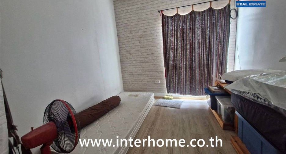 For sale 3 bedrooms townhouse in Mueang Nonthaburi, Nonthaburi