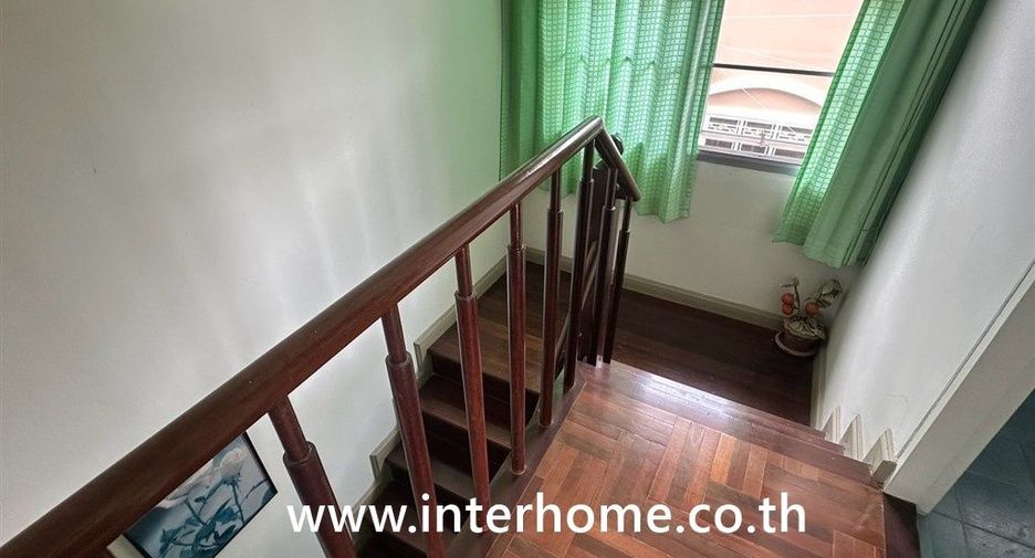 For sale 3 bedrooms house in Mueang Samut Sakhon, Samut Sakhon