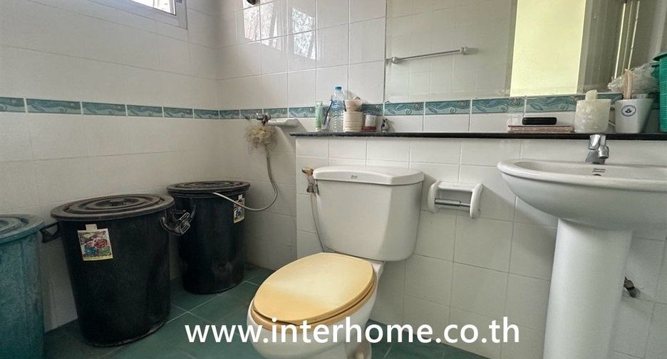 For sale 3 bedrooms house in Mueang Samut Sakhon, Samut Sakhon