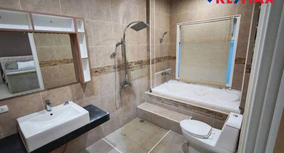 À vendre 3 chambres maison à Bang Lamung, Chonburi