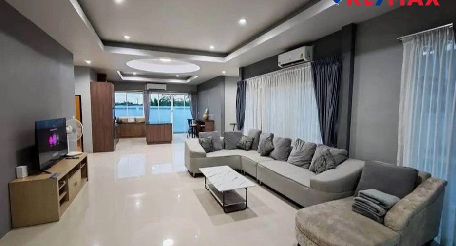 À vendre 3 chambres maison à Bang Lamung, Chonburi