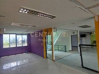 Local comercial en alquiler y en venta en Chatuchak, Bangkok