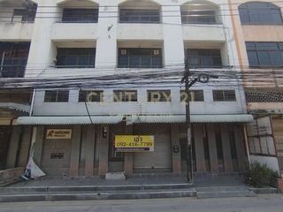Local comercial en alquiler y en venta en Chatuchak, Bangkok