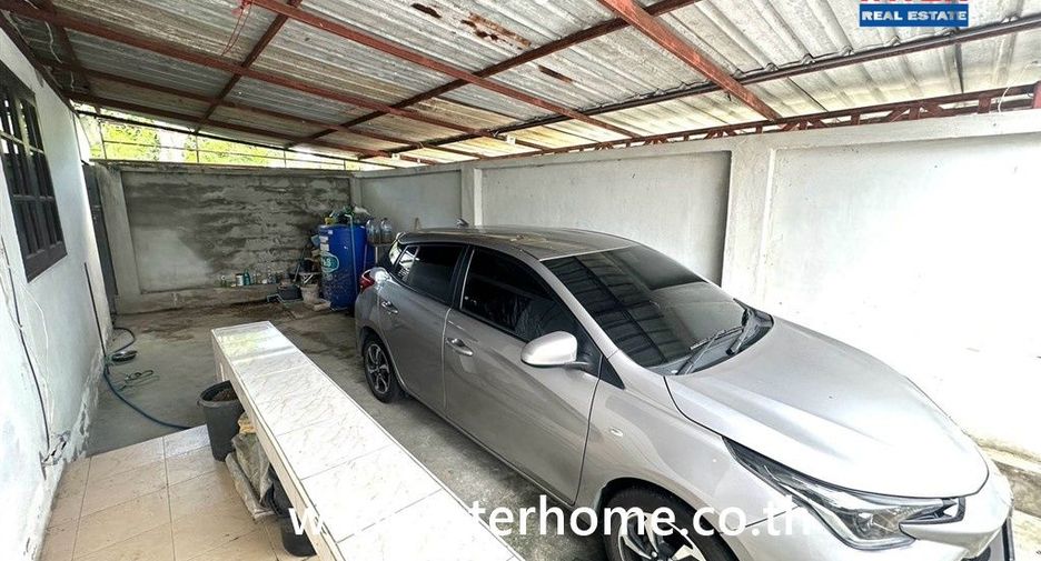 For sale 17 bedrooms apartment in Mueang Samut Prakan, Samut Prakan