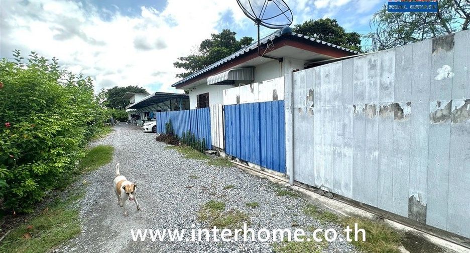 For sale 17 bedrooms apartment in Mueang Samut Prakan, Samut Prakan