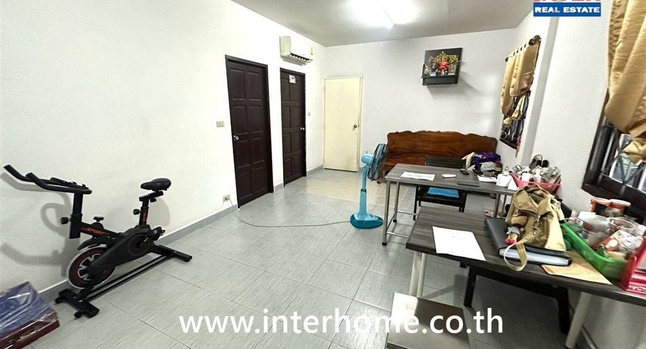 For sale 17 bedrooms apartment in Mueang Samut Prakan, Samut Prakan