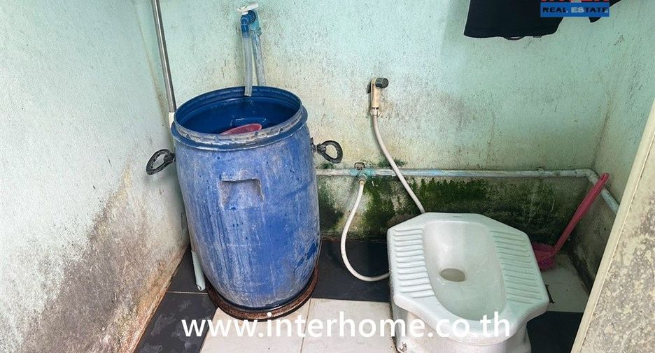 For sale 17 bedrooms apartment in Mueang Samut Prakan, Samut Prakan