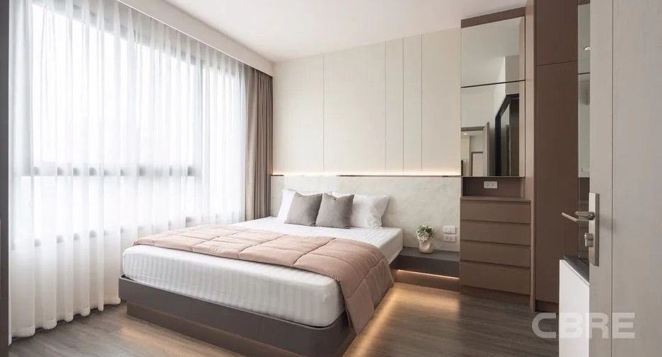 For rent 2 bedrooms condo in Khlong Toei, Bangkok