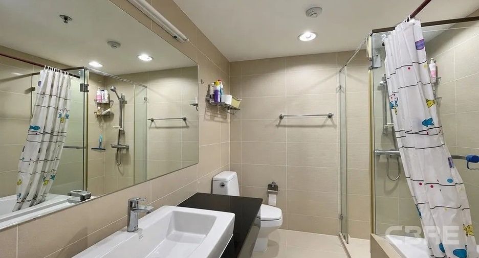 Wohnung zum Kauf mit 3 Zimmer in Huai Khwang, Bangkok