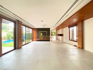 出租 和 出售 5 卧室 公寓 在 Watthana, 曼谷