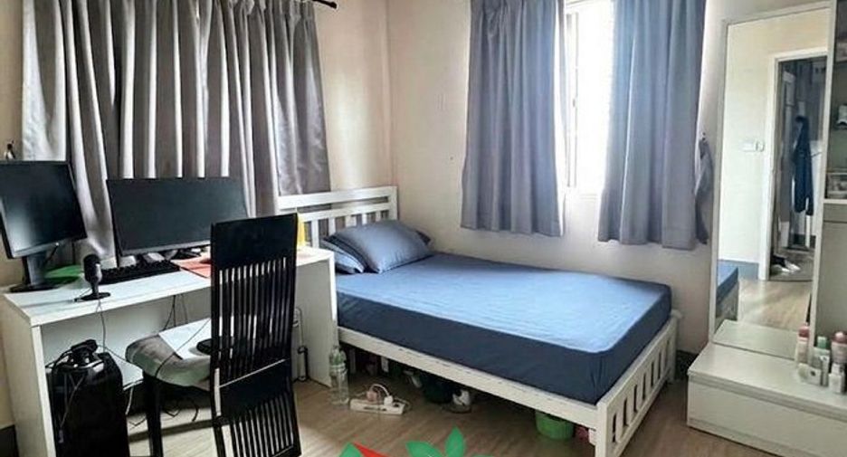 À vendre 3 chambres maison de ville à Pak Kret, Nonthaburi