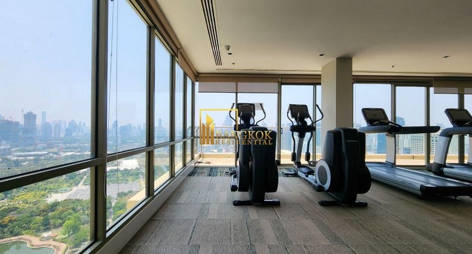 Condo en alquiler de 2 habitaciones en Khlong Toei, Bangkok