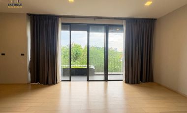 For rent and for sale 3 bedrooms condo in Huai Khwang, Bangkok