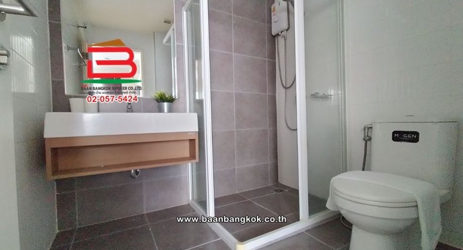 For sale 2 bedrooms condo in Bang Khen, Bangkok