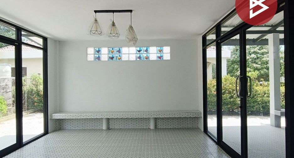 Haus zum Kauf mit 3 Zimmer in Klaeng, Rayong