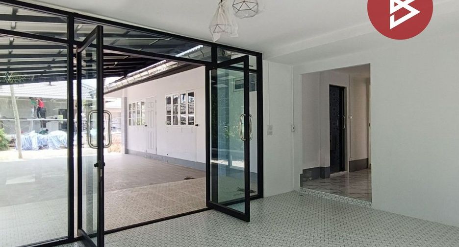 Haus zum Kauf mit 3 Zimmer in Klaeng, Rayong