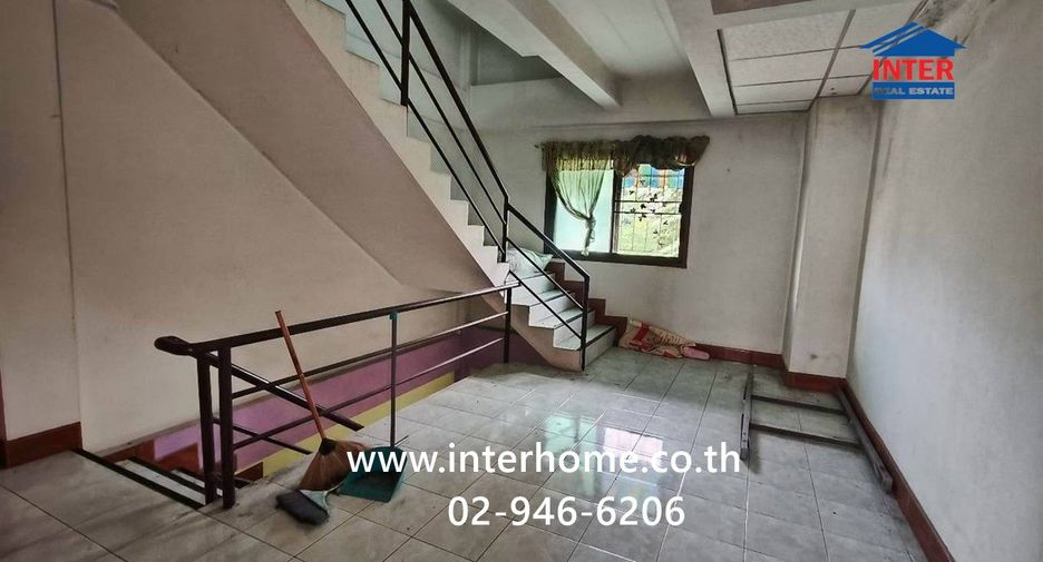 For sale 3 bedrooms retail Space in Bang Bua Thong, Nonthaburi