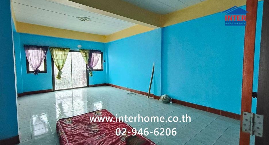 For sale 3 bedrooms retail Space in Bang Bua Thong, Nonthaburi