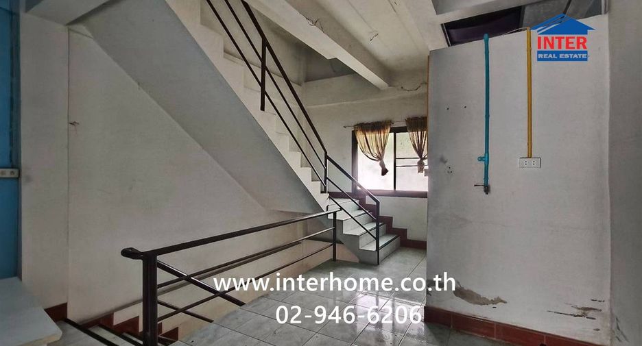 For sale 3 bedrooms retail Space in Bang Bua Thong, Nonthaburi