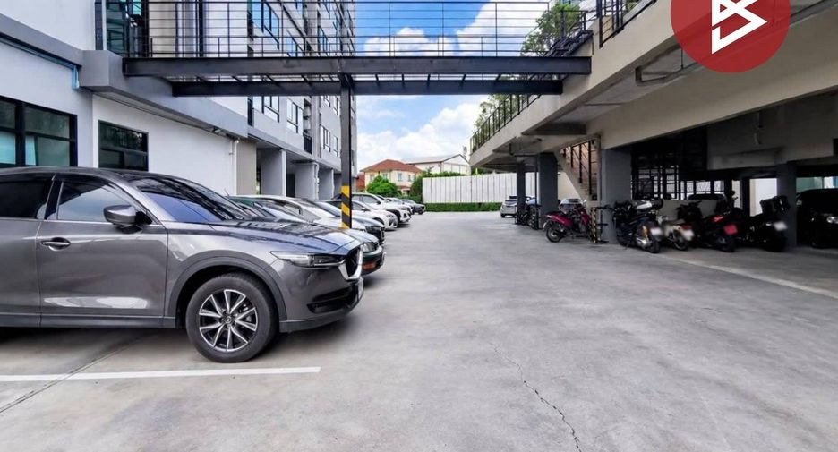 For sale 2 bedrooms condo in Mueang Chon Buri, Chonburi