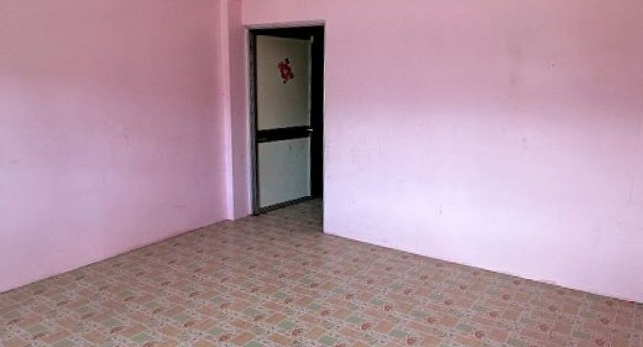 Gewerbefläche zum Kauf mit 4 Zimmer in Mueang Phitsanulok, Phitsanulok