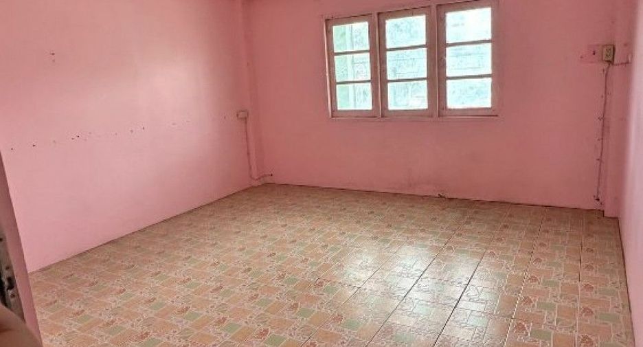 Gewerbefläche zum Kauf mit 4 Zimmer in Mueang Phitsanulok, Phitsanulok
