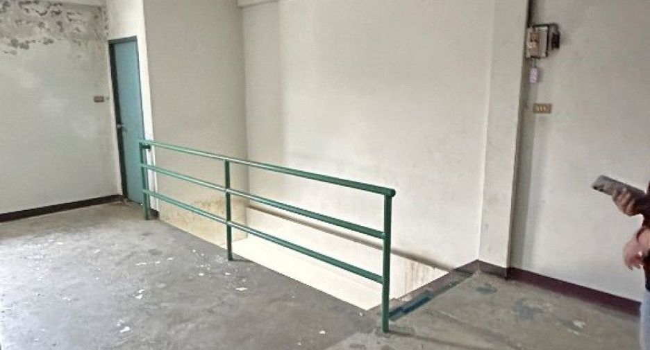 Gewerbefläche zum Kauf mit 4 Zimmer in Mueang Phitsanulok, Phitsanulok