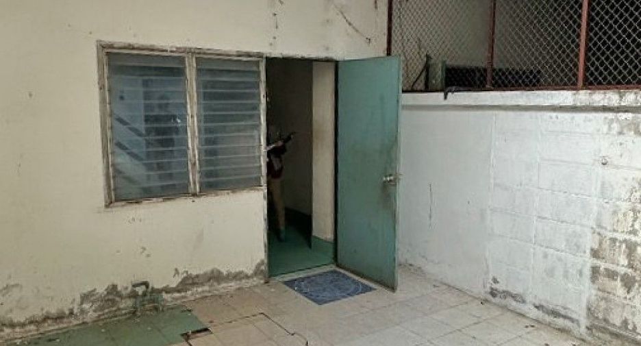 Gewerbefläche zum Kauf mit 4 Zimmer in Mueang Phitsanulok, Phitsanulok