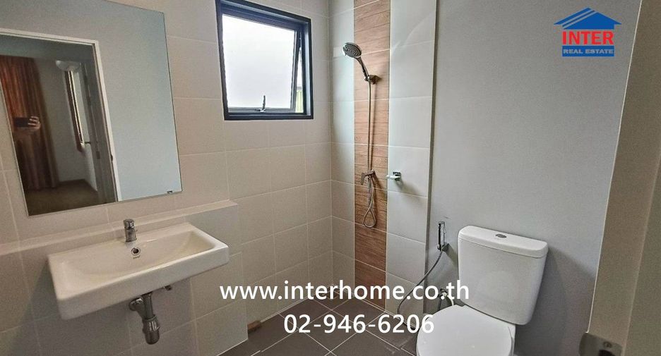 For sale 2 bedrooms townhouse in Bang Bua Thong, Nonthaburi