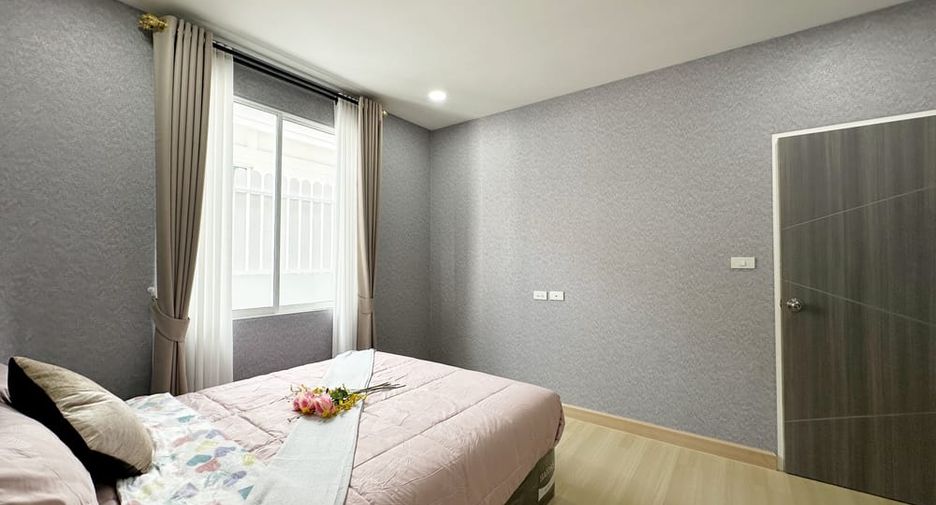 Продажа 3 спальни дом в Банг Ламунг, Чонбури