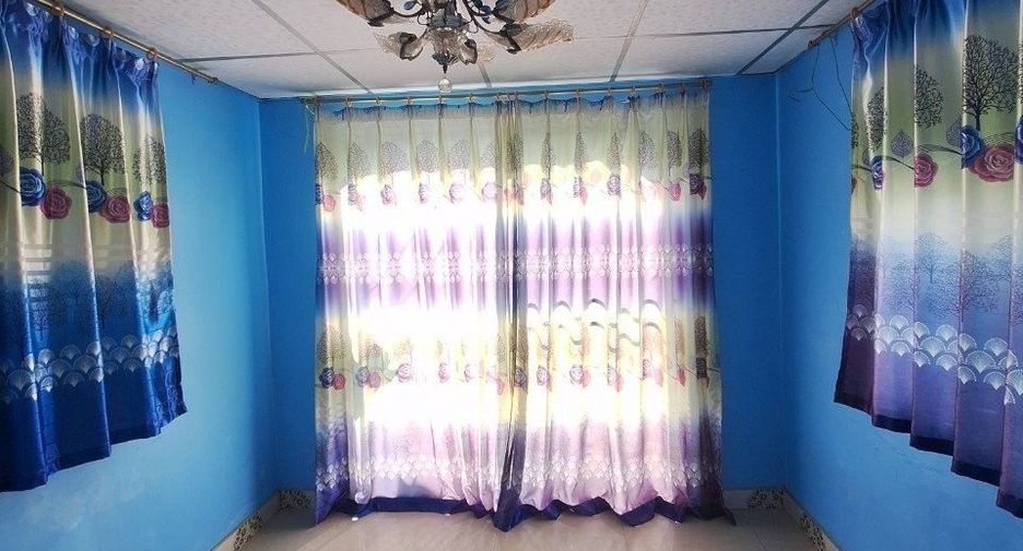 For sale 2 bedrooms townhouse in Mueang Samut Prakan, Samut Prakan