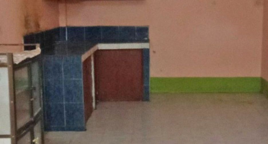 Haus zum Kauf mit 2 Zimmer in Yang Sisurat, Maha Sarakham