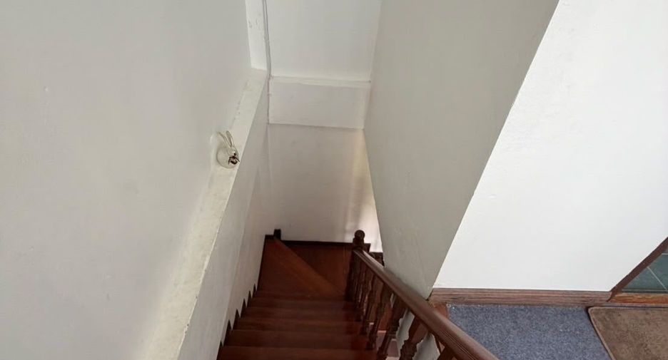 Casa en alquiler de 4 habitaciones en Jomtien, Pattaya